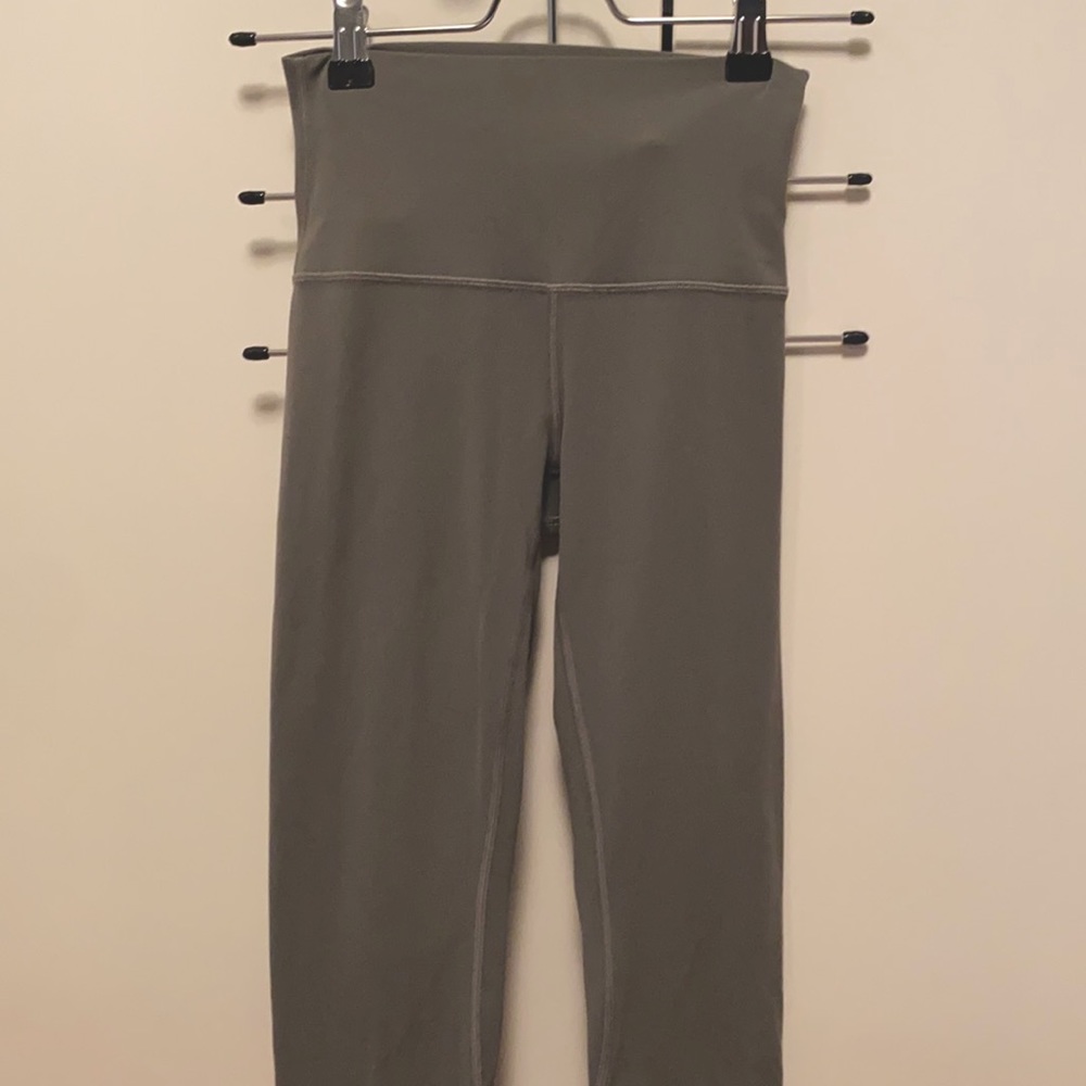 Lululemon align crop, size 2
